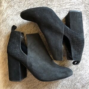 Steve Madden Nomad Black suede Boots size 8.5